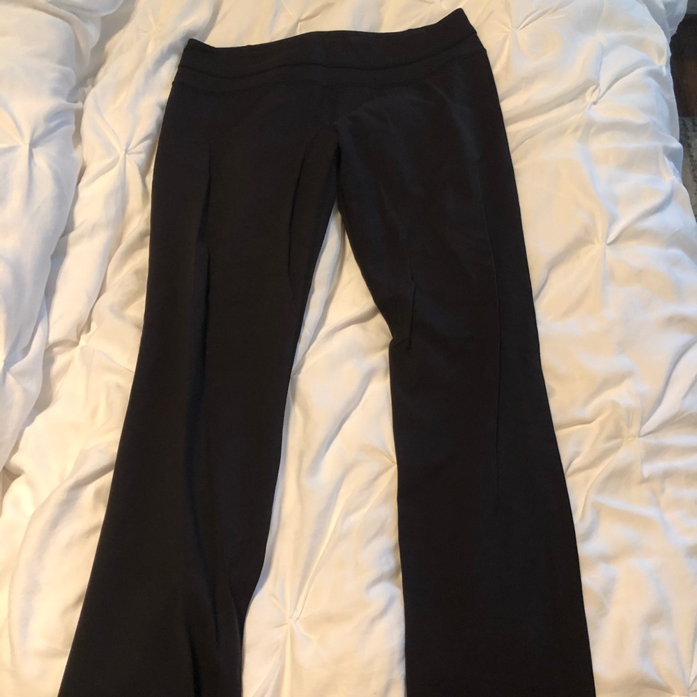 Lululemon yoga pants